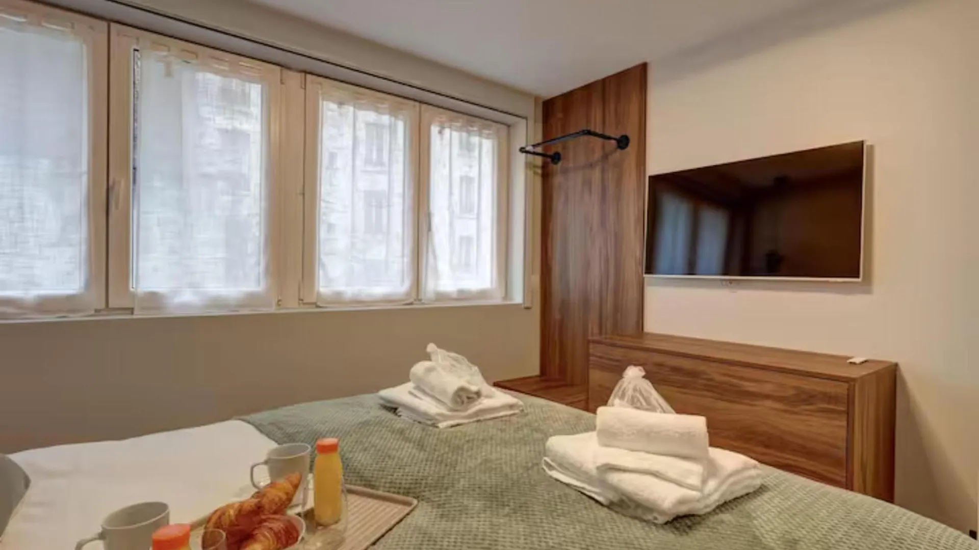 Apartment Residence Ac Champs De Mars Eiffel Tower By Studio Prestige Paris